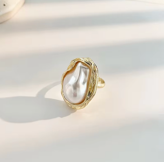 Elysian Pearl Ring | VintageSade