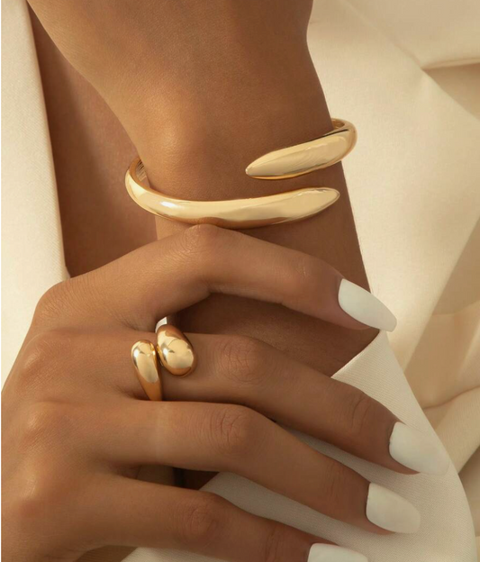 Aiyden Bangle and Ring | CleanGirl