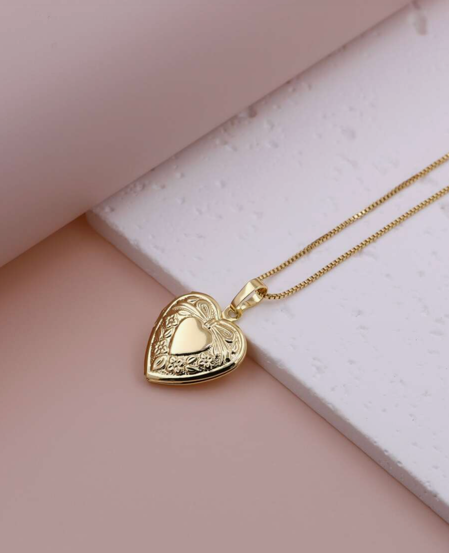 Love Locket | LoveInBow